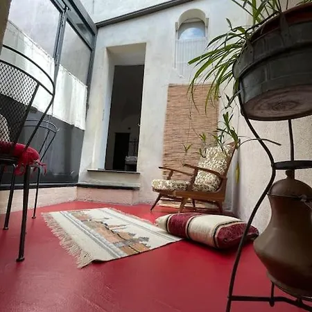 Daire Maddalena'S House